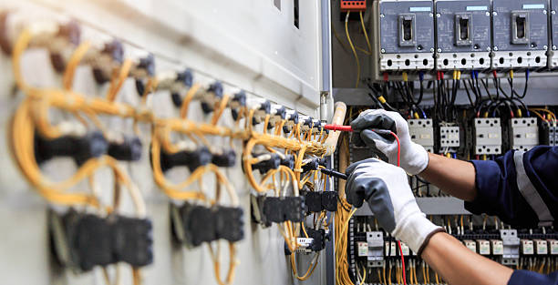 Professional Electrician technician working in Waterman, IL